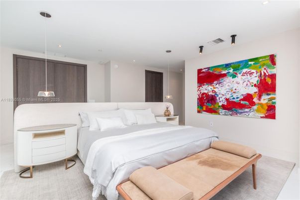 Bedroom, Interior, Pendant Lights, Recessed Lighting