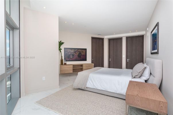 Bedroom, Interior, Marble, Recessed Lighting