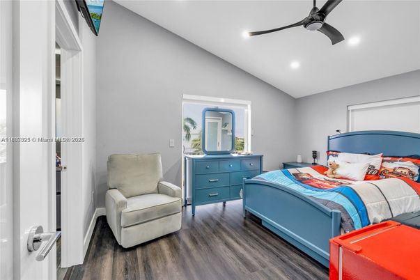 Bedroom, Interior, Recessed Lighting, Wood Texture Flooring