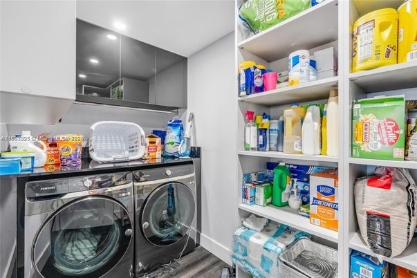 Interior, Recessed Lighting, Utility Closets, Washer, Wood Texture Flooring