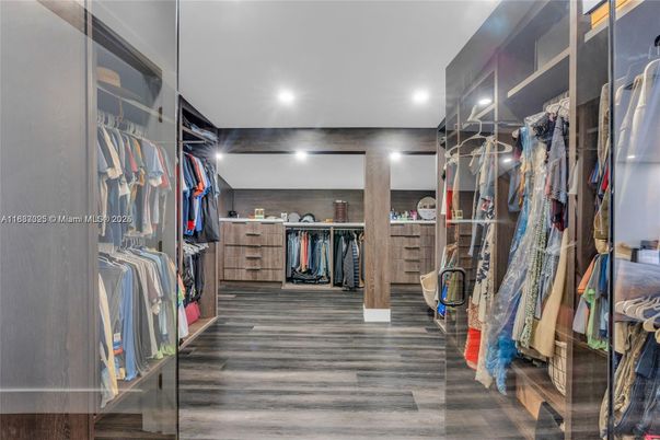 Interior, Recessed Lighting, Walk-in Closets