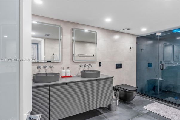 Bathroom, Dual Sink Vanities, Glass Shower, Interior, Recessed Lighting