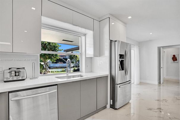 Interior, Kitchen, Marble, Recessed Lighting, Stainless Steel Appliances