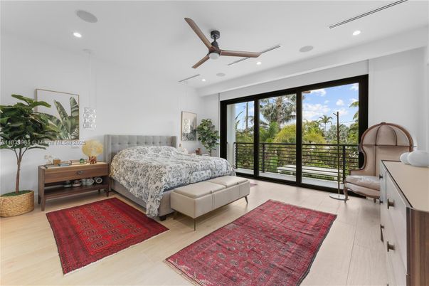 Bedroom, Interior, Pendant Lights, Recessed Lighting, Wood Texture Flooring