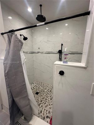 Bathroom, Interior, Marble Walls, Recessed Lighting