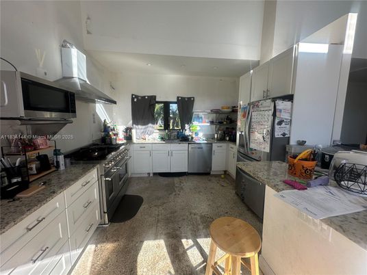 Interior, Kitchen, Stainless Steel Appliances