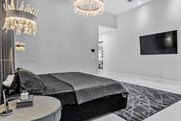 Bedroom, Chandelier, Interior, Recessed Lighting