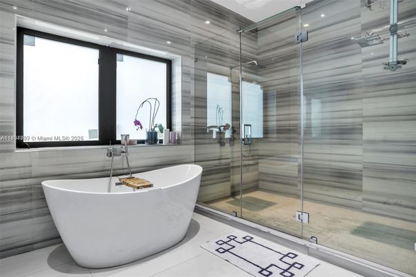Bathroom, Free Standing Baths, Glass Shower, Interior, Recessed Lighting