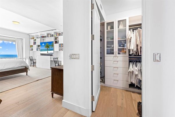 Interior, Walk-in Closets, Water, Wood Texture Flooring