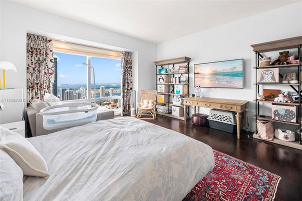Bedroom, Interior, Water, Wood Texture Flooring