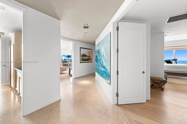 Interior, Recessed Lighting, Water