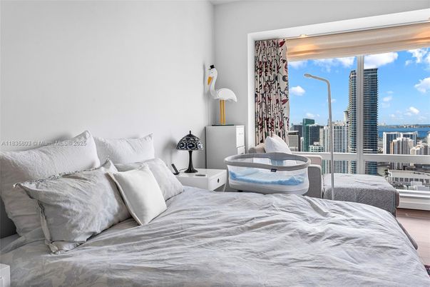 Bedroom, Interior, Water