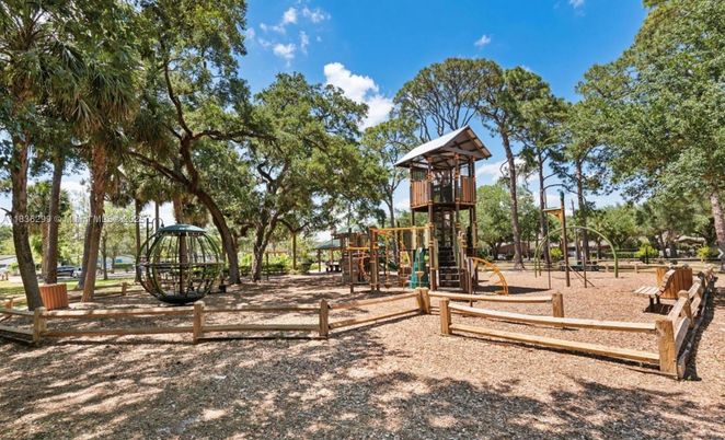 Backyard, Exterior, Playground