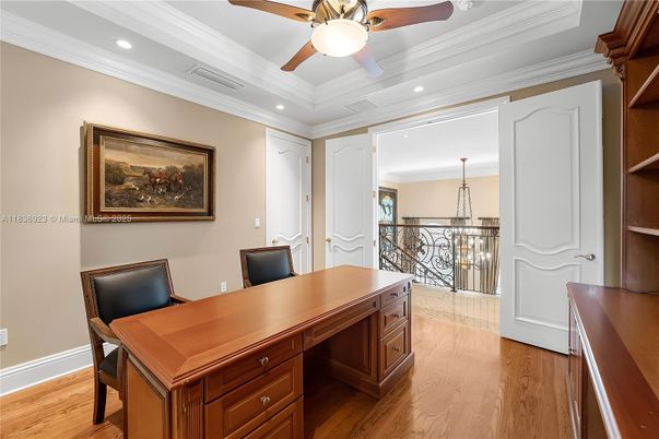 Chandelier, Home Office, Interior, Recessed Lighting, Wood Texture Flooring