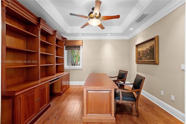Home Office, Interior, Recessed Lighting, Wood Texture Flooring