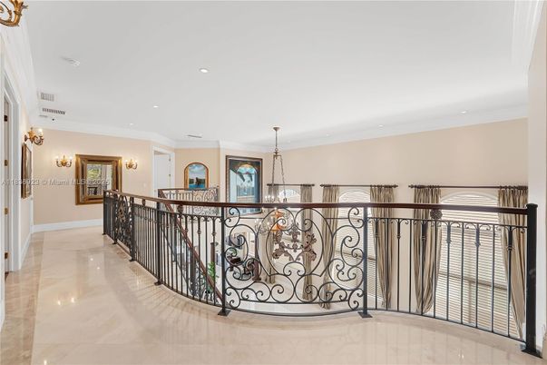 Chandelier, Interior, Recessed Lighting