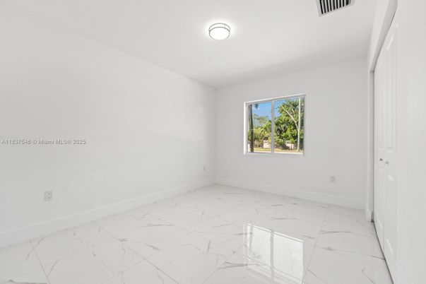 Empty room, Interior, Marble