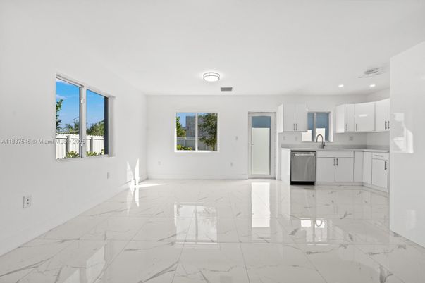 Interior, Kitchen, Marble, Recessed Lighting, Stainless Steel Appliances