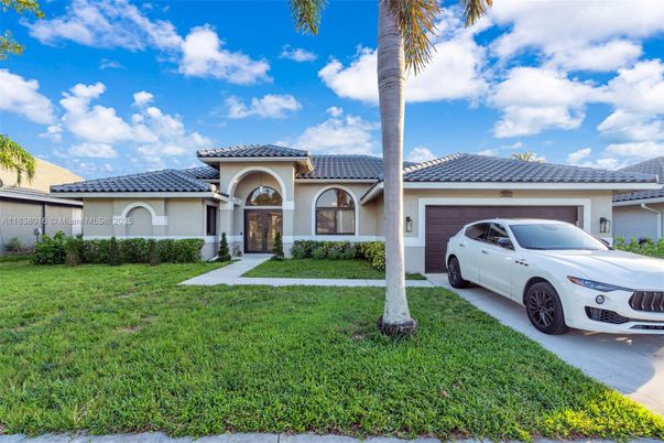 Attached, Backyard, Exterior, Facade, Mediterranean
