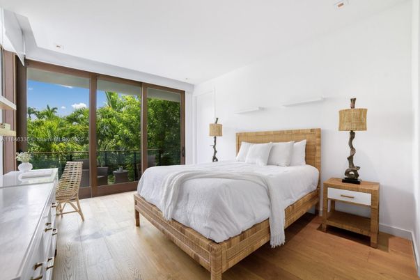 Bedroom, Home Office, Interior, Wood Texture Flooring