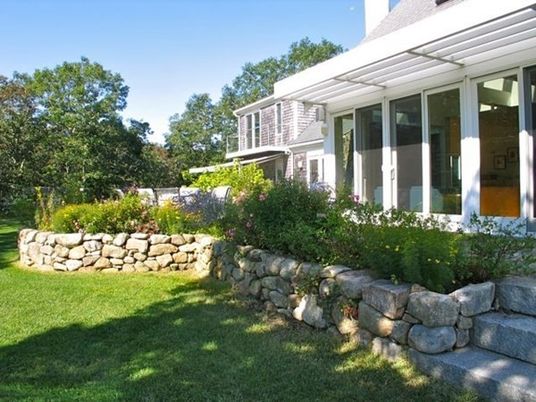 Exterior, Backyard