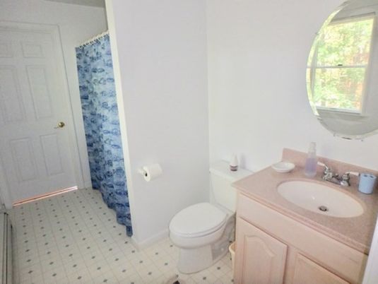 Interior, Bathroom, Tile Countertops, Ceramic Tile