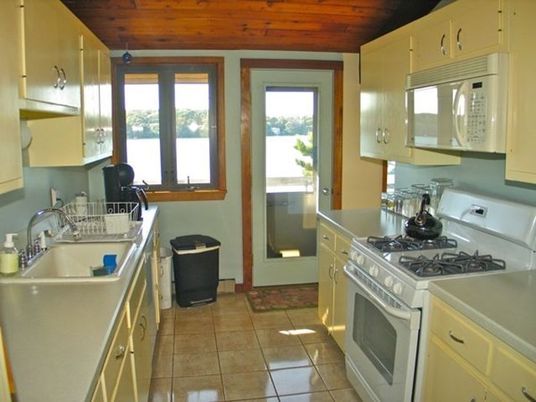 Interior, Kitchen, Wooden Ceilings, Stainless Steel Appliances, Ceramic Tile, Pendant Lights
