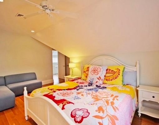 Interior, Bedroom, Wood Texture Flooring, Recessed Lighting