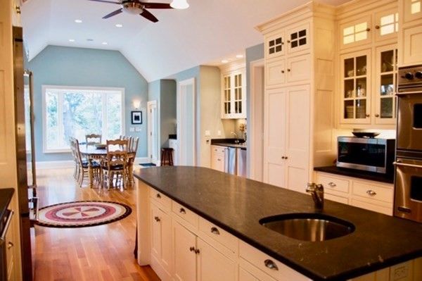 Interior, Kitchen, Wood Texture Flooring, Recessed Lighting, Dining room, Stainless Steel Appliances