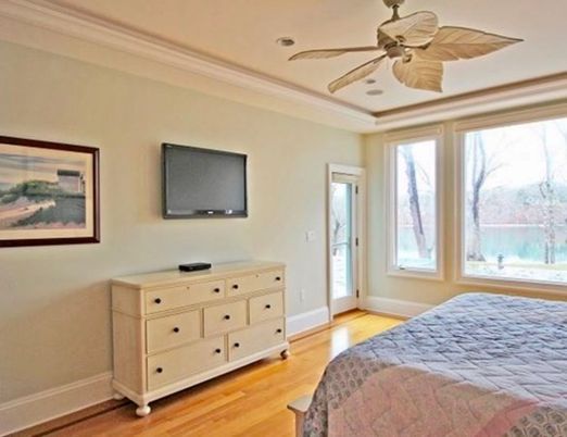 Interior, Bedroom, Wood Texture Flooring, Recessed Lighting