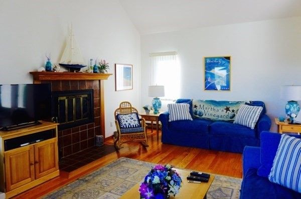 Interior, Wood Texture Flooring, Living room