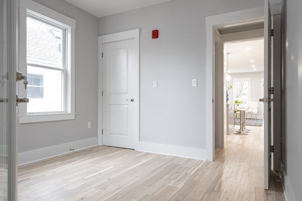 Interior, Pendant Lights, Recessed Lighting, Wood Texture Flooring