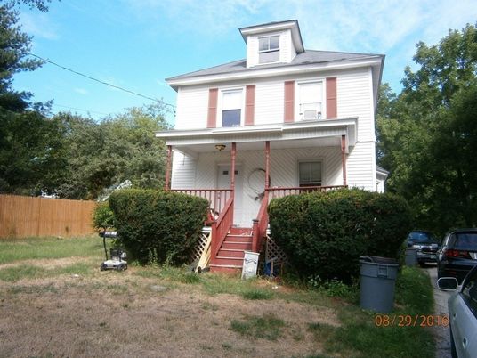 Exterior, Facade, American Foursquare