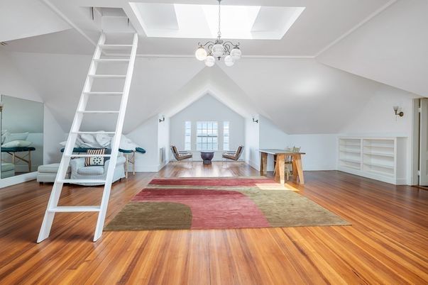Chandelier, Interior, Wood Texture Flooring