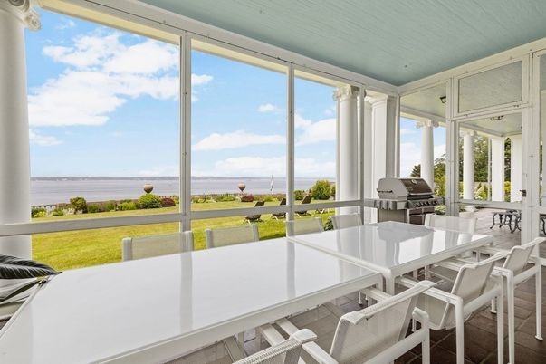 Dining room, Interior, Sun Room, Water, Wood Texture Flooring