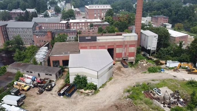 Exterior, Drone
