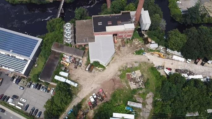 Exterior, Drone