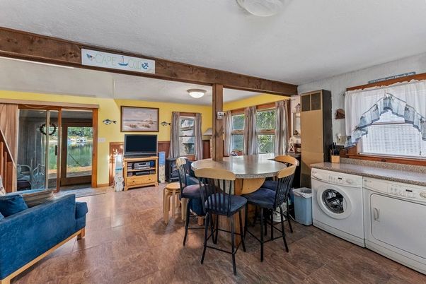 Dining room, Interior, Washer
