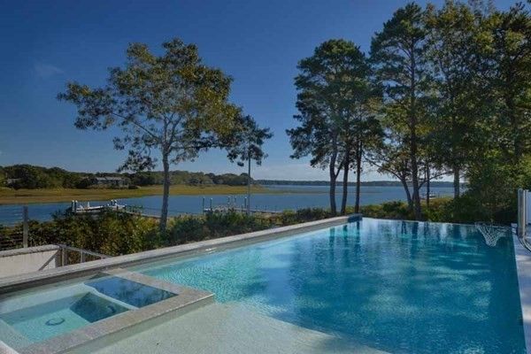 Exterior, Lake, Pool, Water