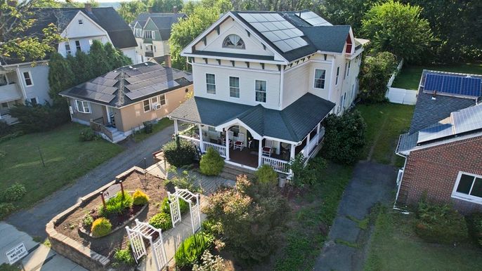 Exterior, Drone