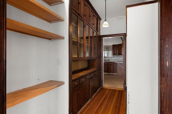 Interior, Pendant Lights, Wood Texture Flooring