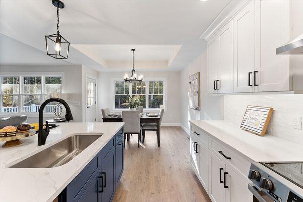 Chandelier, Dining room, Interior, Kitchen, Pendant Lights, Wood Texture Flooring