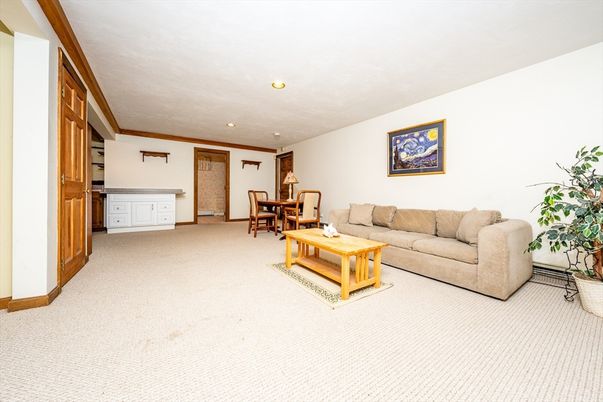 Dining room, Interior, Living room, Recessed Lighting