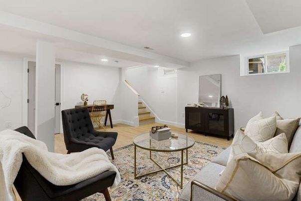 Interior, Living room, Recessed Lighting, Wood Texture Flooring