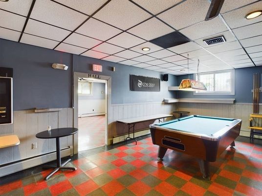 Billiard Table, Game Room, Interior, Recessed Lighting