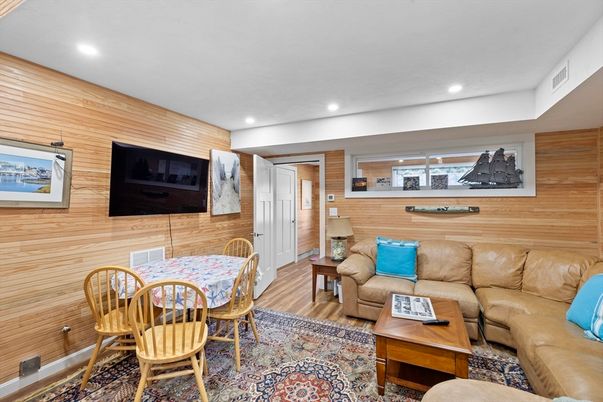 Dining room, Interior, Living room, Recessed Lighting, Wood Texture Flooring, Wooden Walls