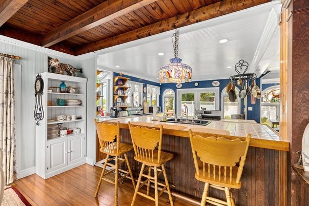 Chandelier, Interior, Pendant Lights, Recessed Lighting, Wooden Beams, Wooden Ceilings, Wood Texture Flooring
