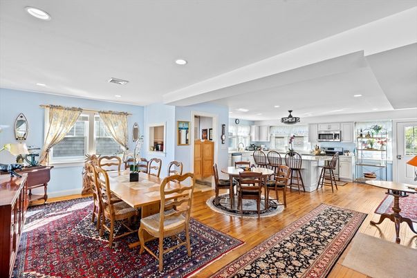 Dining room, Interior, Kitchen, Recessed Lighting, Wood Texture Flooring
