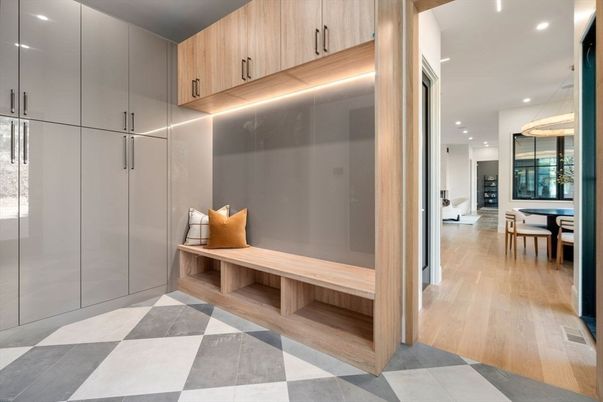 Interior, Recessed Lighting, Wood Texture Flooring