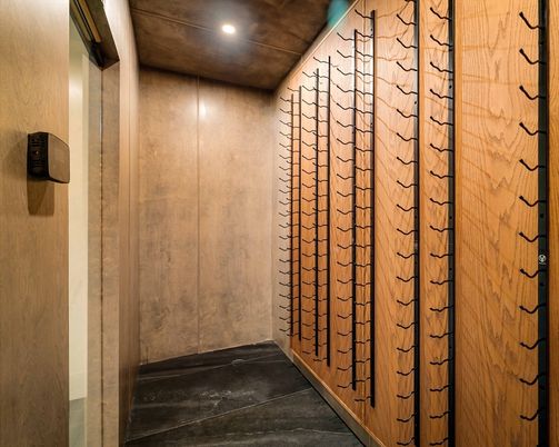 Interior, Recessed Lighting, Wine Storage
